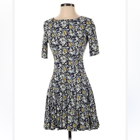 Floral Dress - Picture 1 of 7